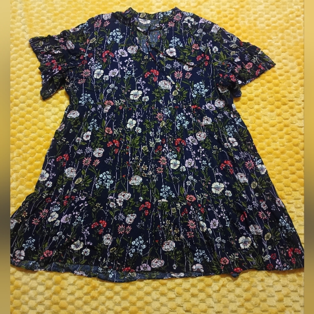 SHEIN Navy Floral Dress